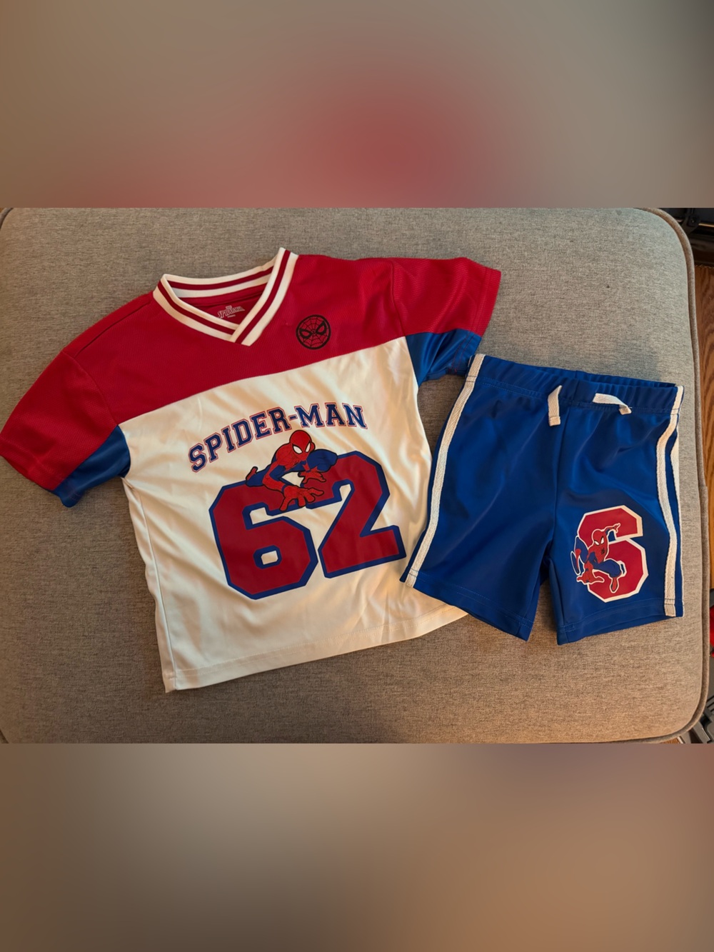 Spiderman Red White Blue Kids Athletic Jersey & Shorts Set size 4T
